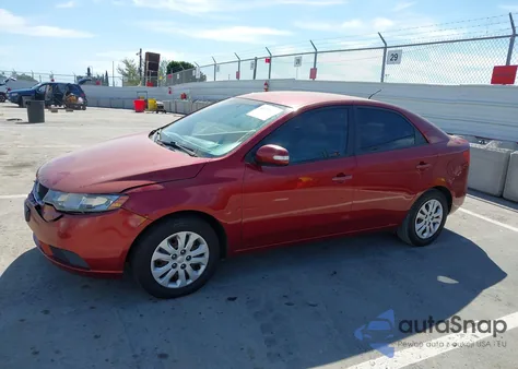 2010 Kia Forte Ex z USA, uszkodzony, nr VIN KNAFU4A24A5099803